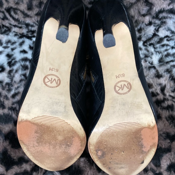 🔥 MICHAEL Michael Kors York Ankle Boot 🔥 - Picture 7 of 8